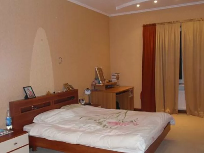 Продам 2 комнатную квартиру с видом на море 5