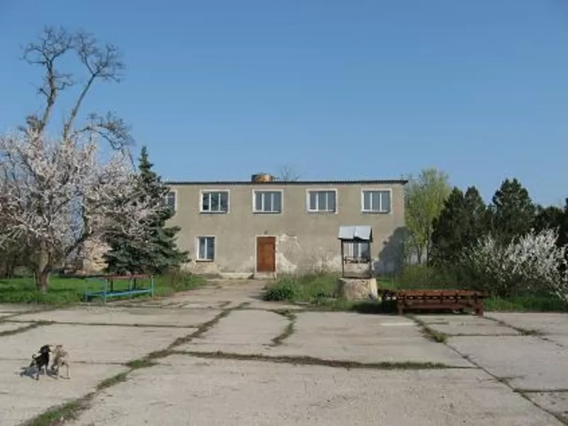 Продам контейнерную площадку (7 км.)