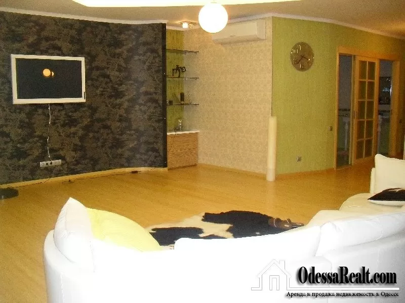 Жк белый парус сдам 2-х квартиру длительно